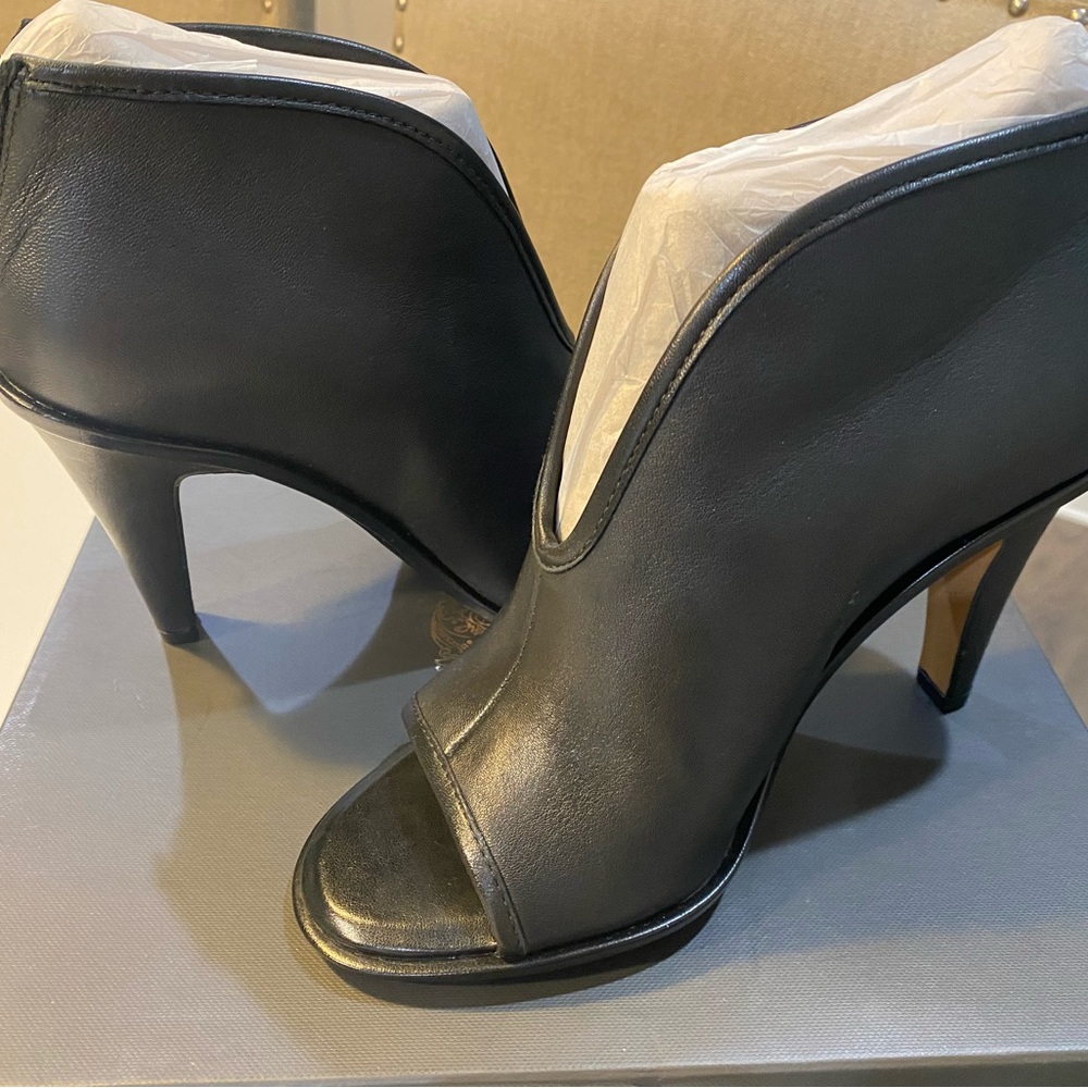 Vince Camuto Black Leather Heels